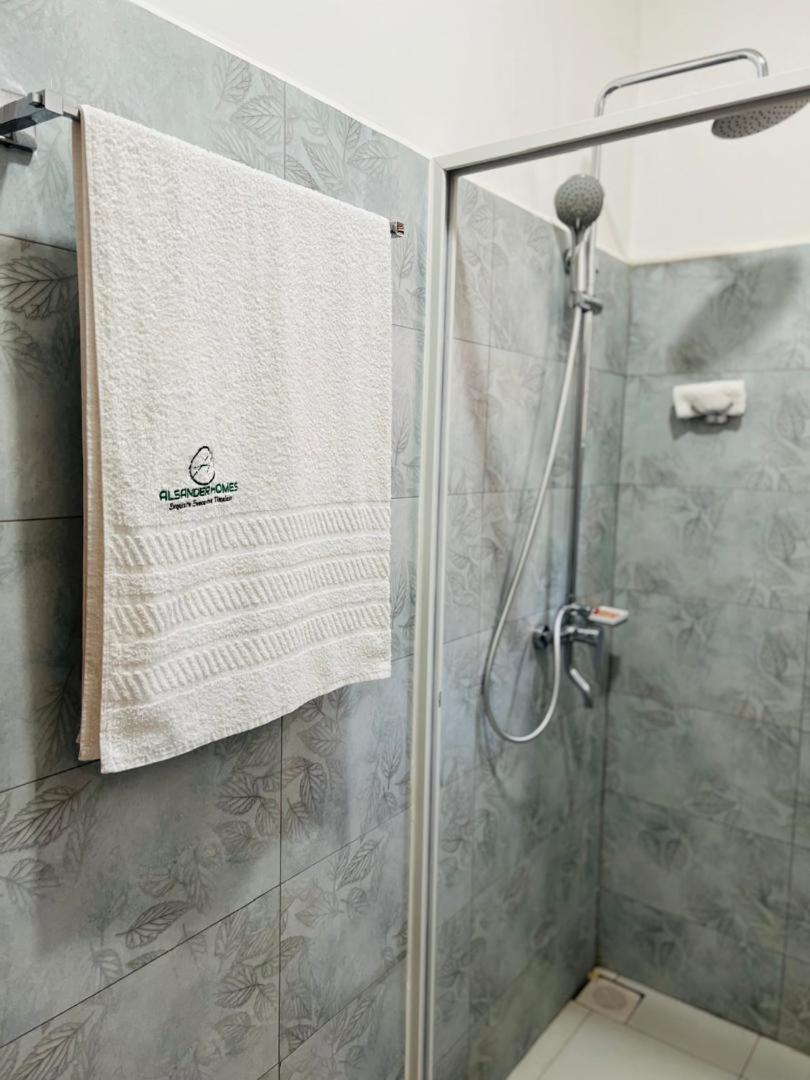 Alsander Homes Raspberry Kampala Esterno foto